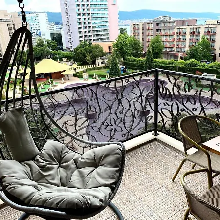 Royal Premium Appartamento Sunny Beach